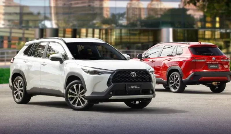 Toyota Corolla Cross: Intermedio lleno