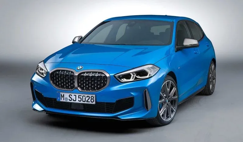 BMW M135i xDrive lleno
