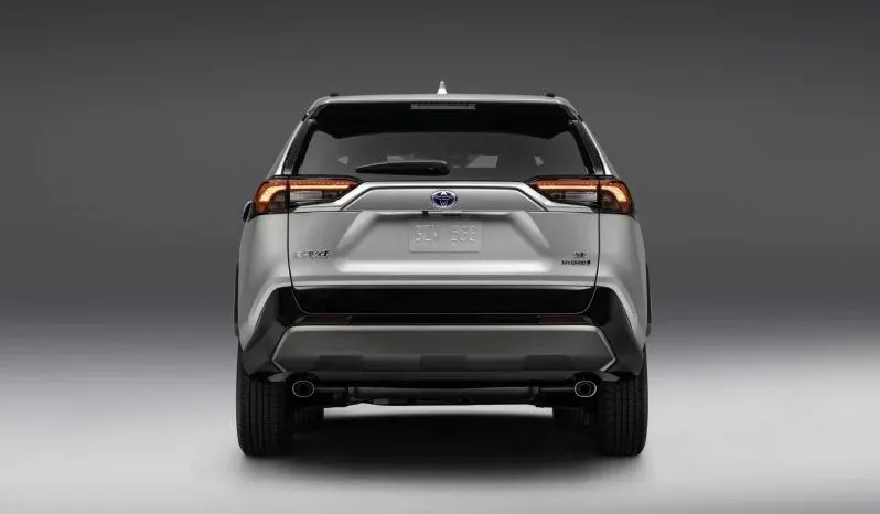 Toyota RAV4: Base lleno