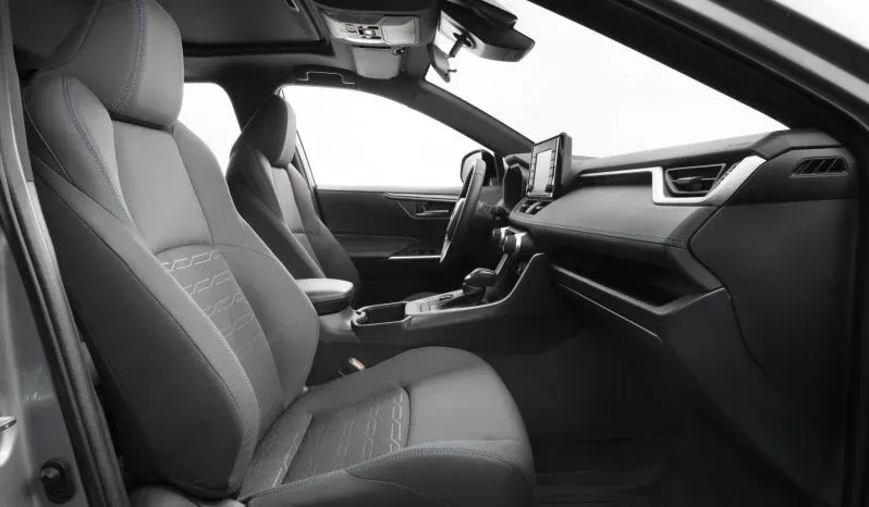 Toyota RAV4: Base lleno