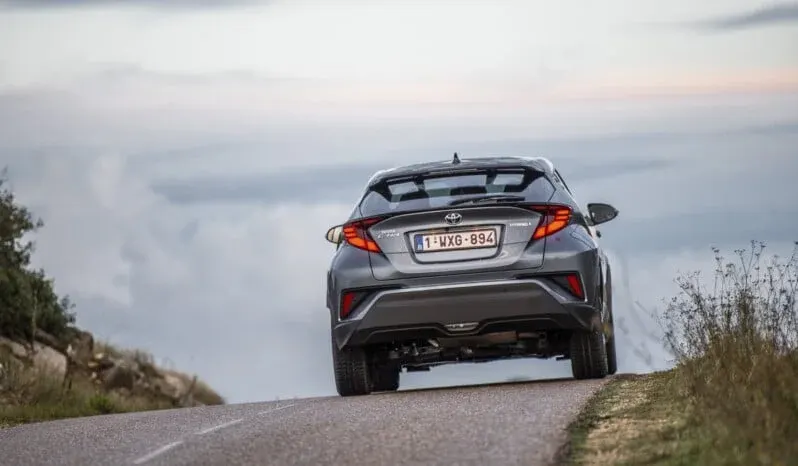 Toyota C-HR Hybrid Full lleno