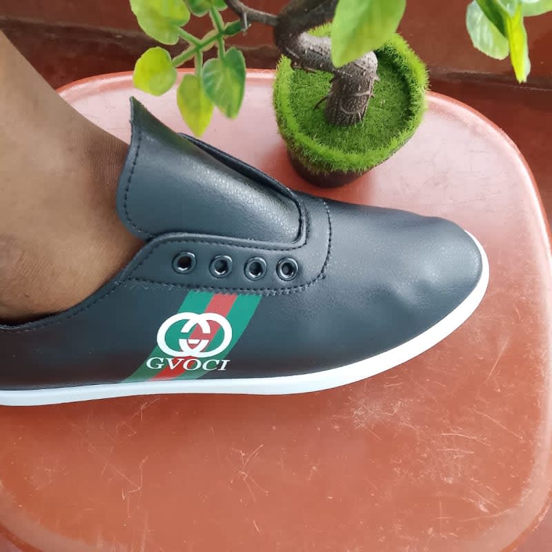 Unisex Casual Slip-On Shoes