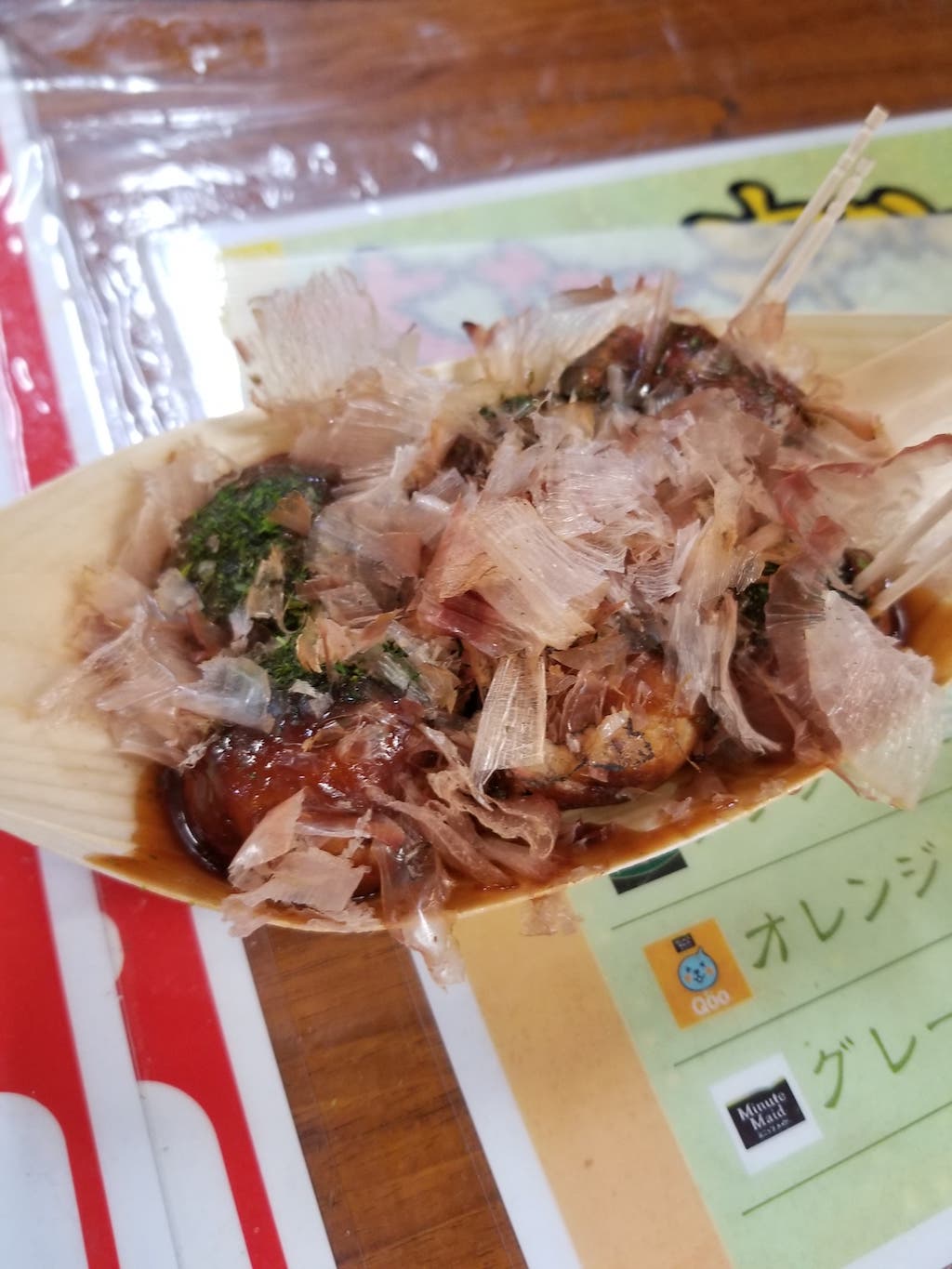 osaka-bar-hopping-takoyaki-with-bonito-flakes