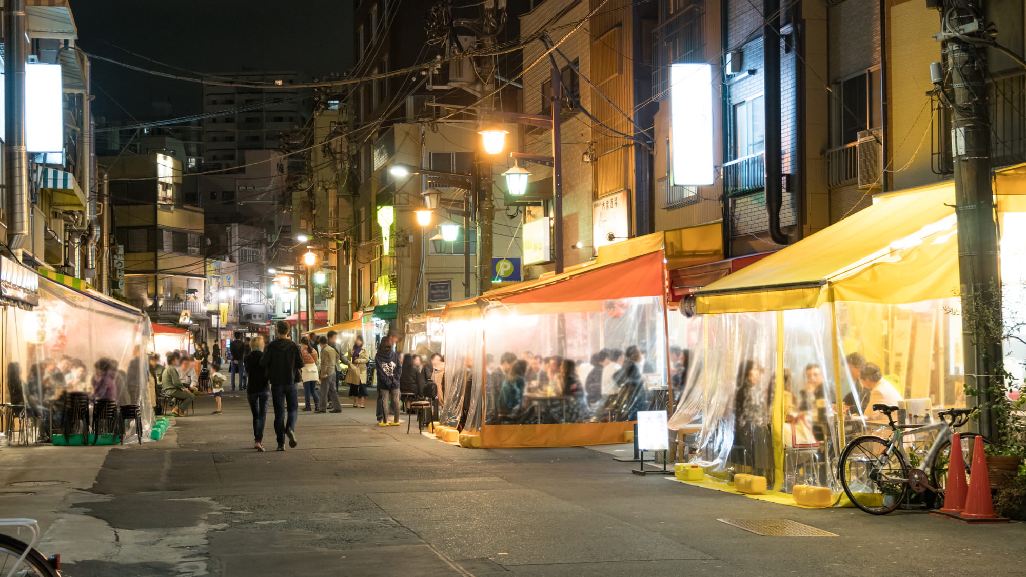 Feasting your eyes on the colourful izakaya street