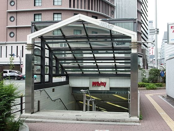 Whity Umeda