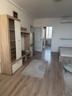 Eladó Lakás (téglaépítésű) Szeged, Nemes Takács utca - hirdetés képe 2