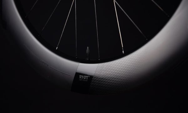 RYOT 77 - FULL CARBON CLINCHERS