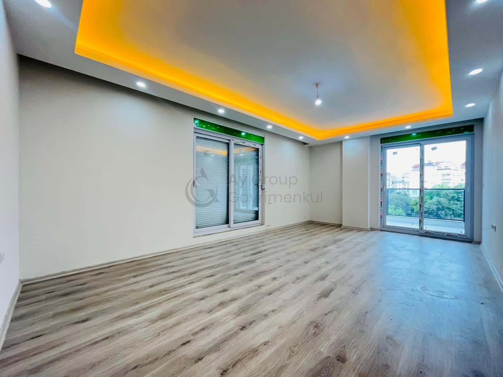 HERŞEYİ AYRI - EBEVYEN BANYOLU ÇOOK GENİŞ YÜKSEK GİRİŞ