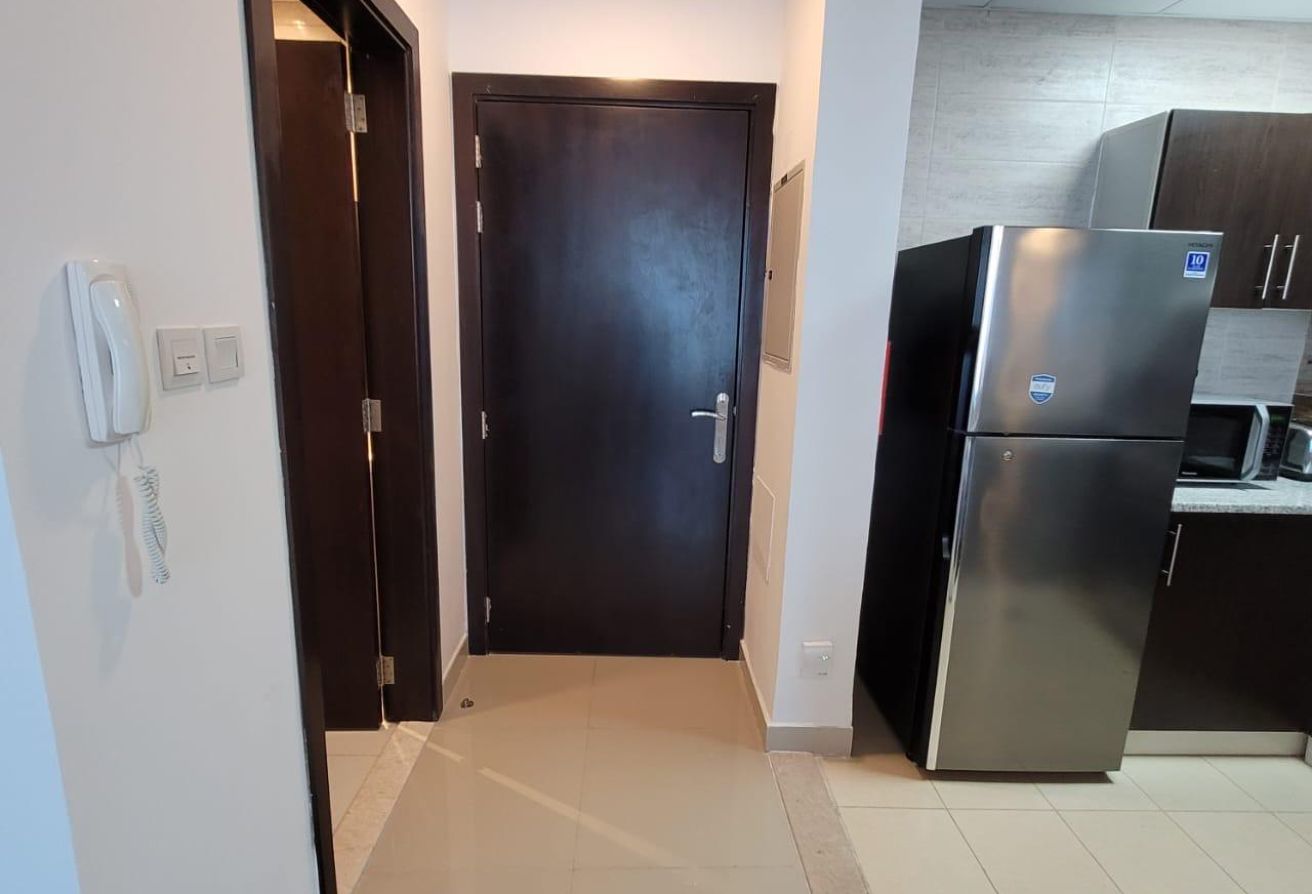 12 Cheque Payment |Fully Furnished |Ready To Move — image 5