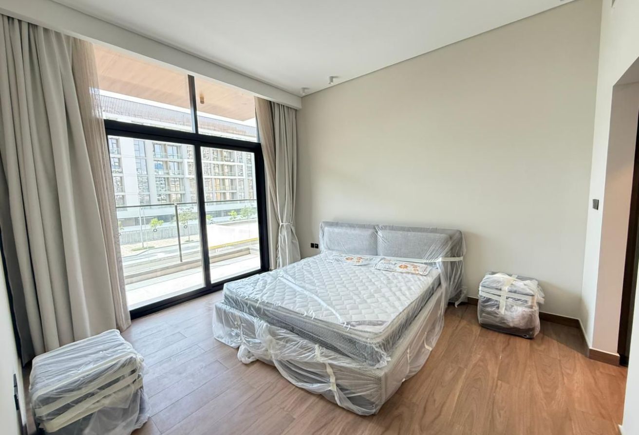 Furnished Apartment with Balcony | Family-Friendly — image 5