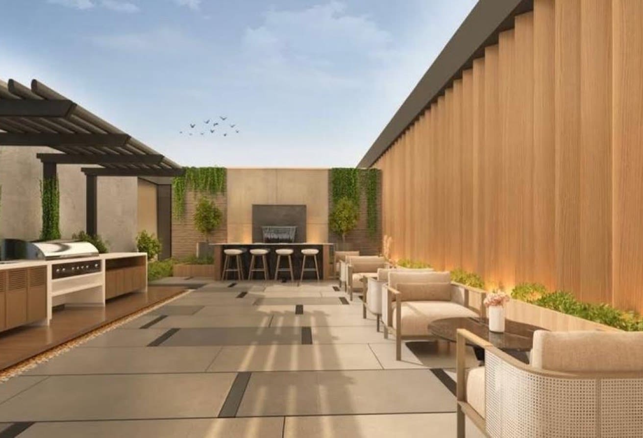 Furnished Apartment with Balcony | Family-Friendly — image 8