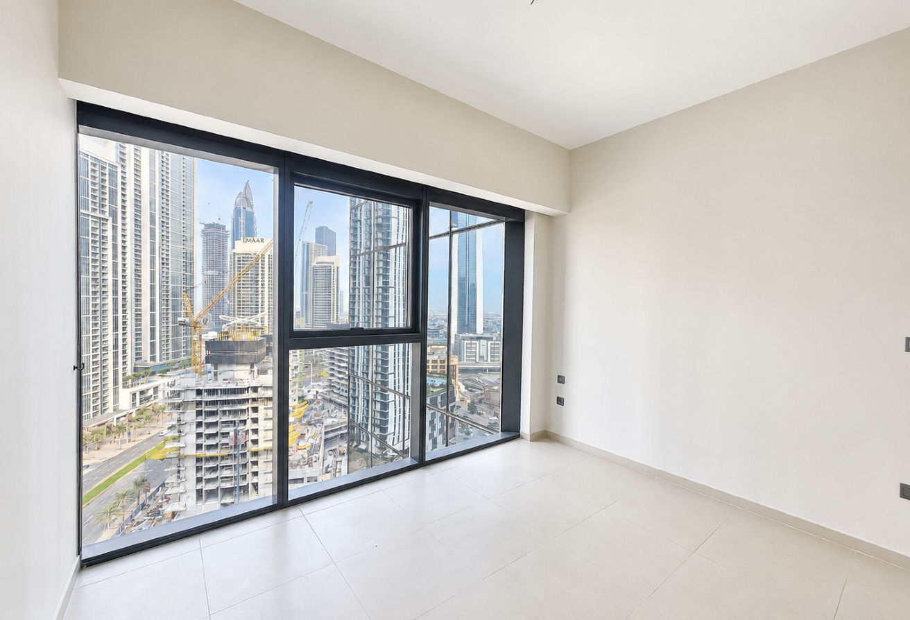 Elegant Apartment | Prime Location | Ready To Move — Premium Property in Dubai by Valorem