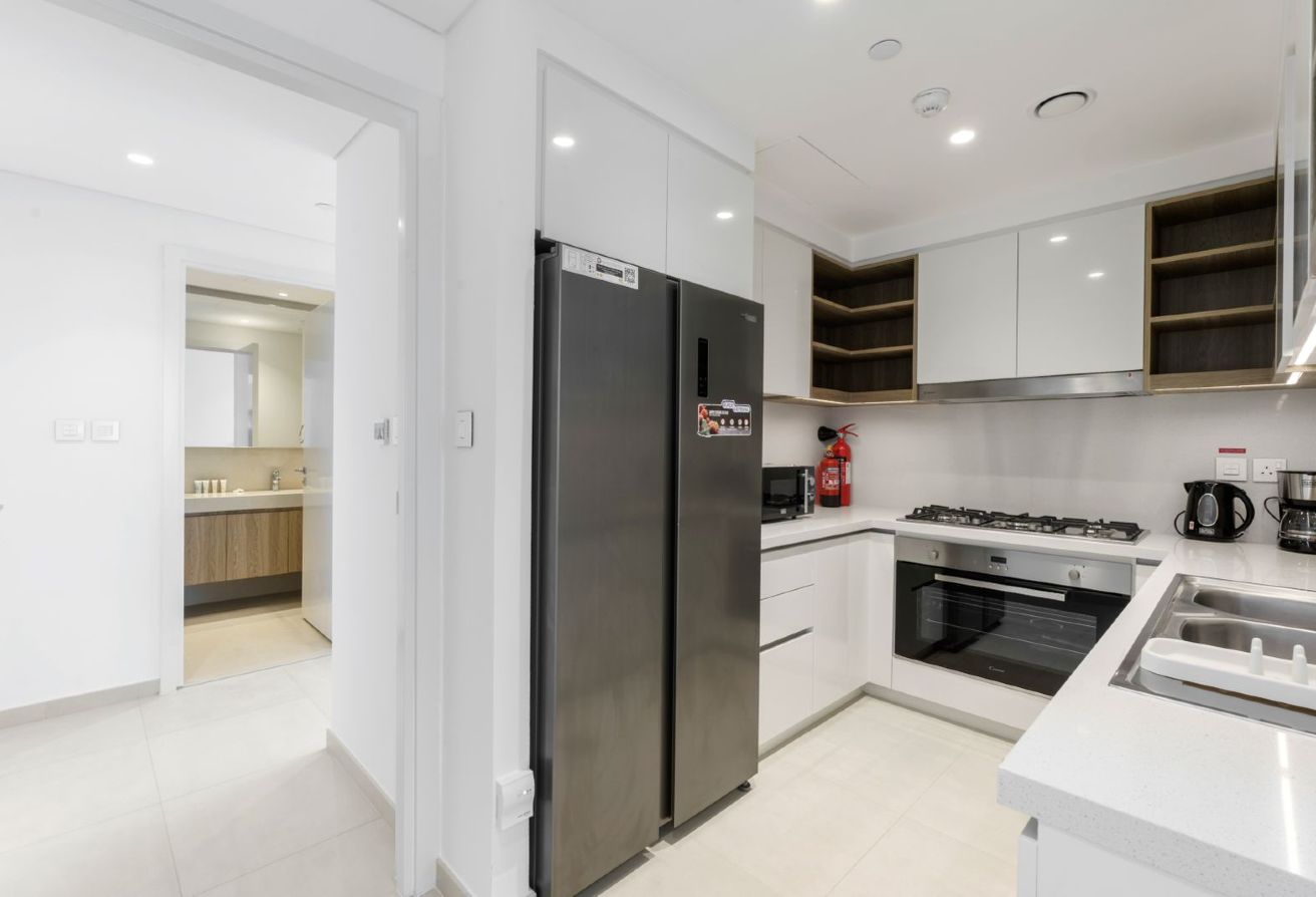 Luxurious Apartment| Amazing View| Ready To Move — image 6