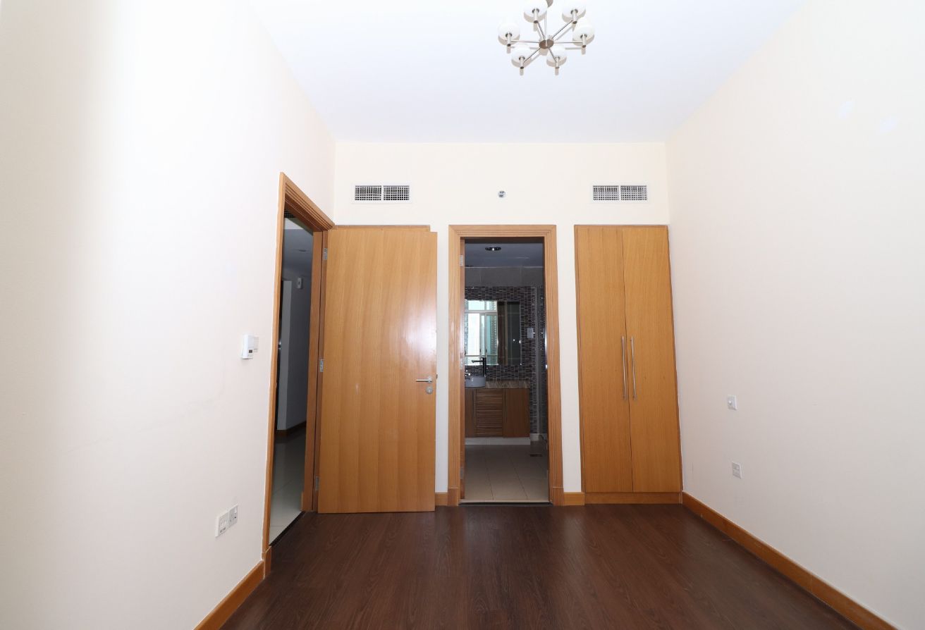 Marina  View| Spacious| Unfurnished| Ready To Move — image 7