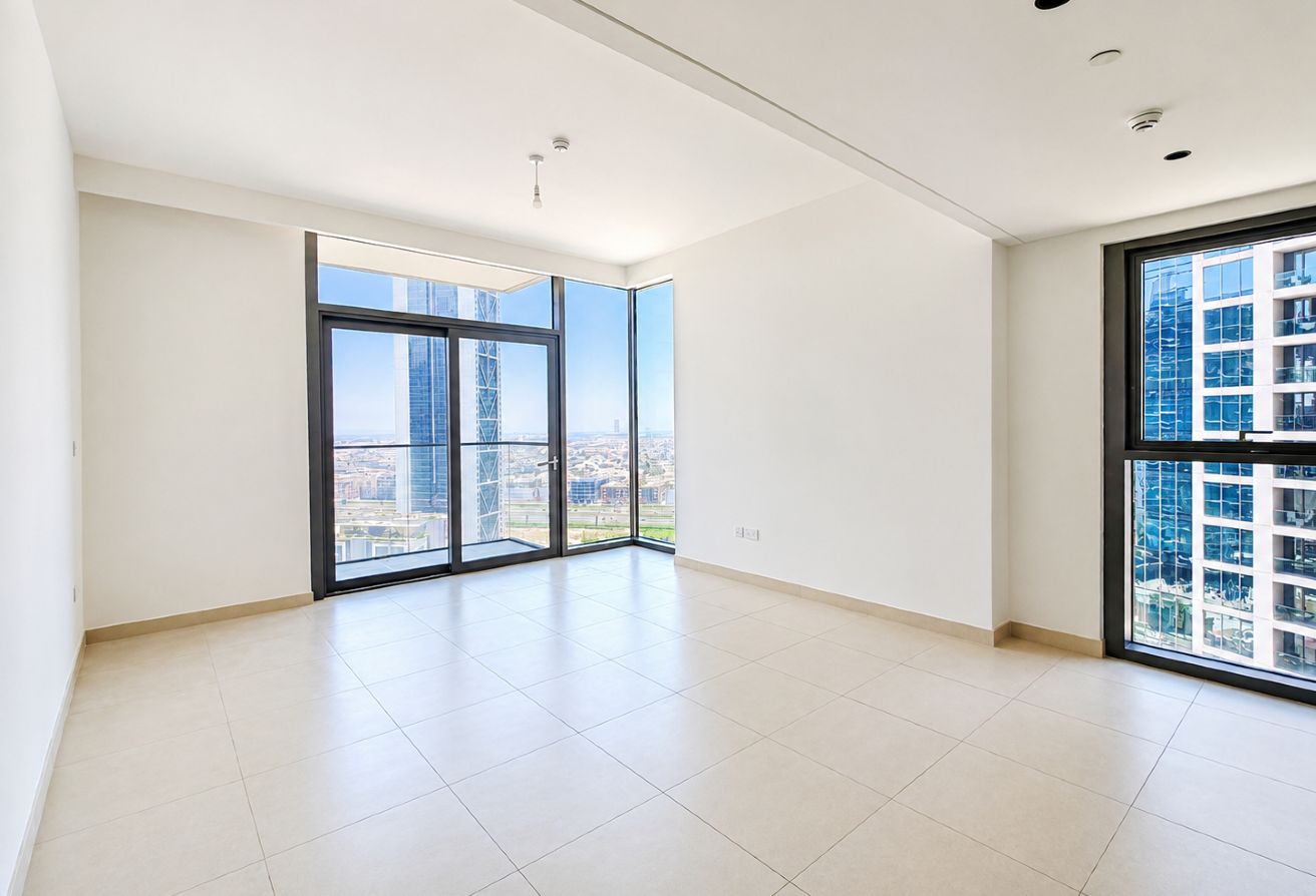 Spcious 2BHK| Close To Burj Khalifa| Ready ro Move — Premium Property in Dubai by Valorem
