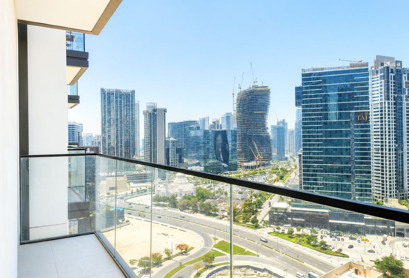 Spcious 2BHK| Close To Burj Khalifa| Ready ro Move — image 11