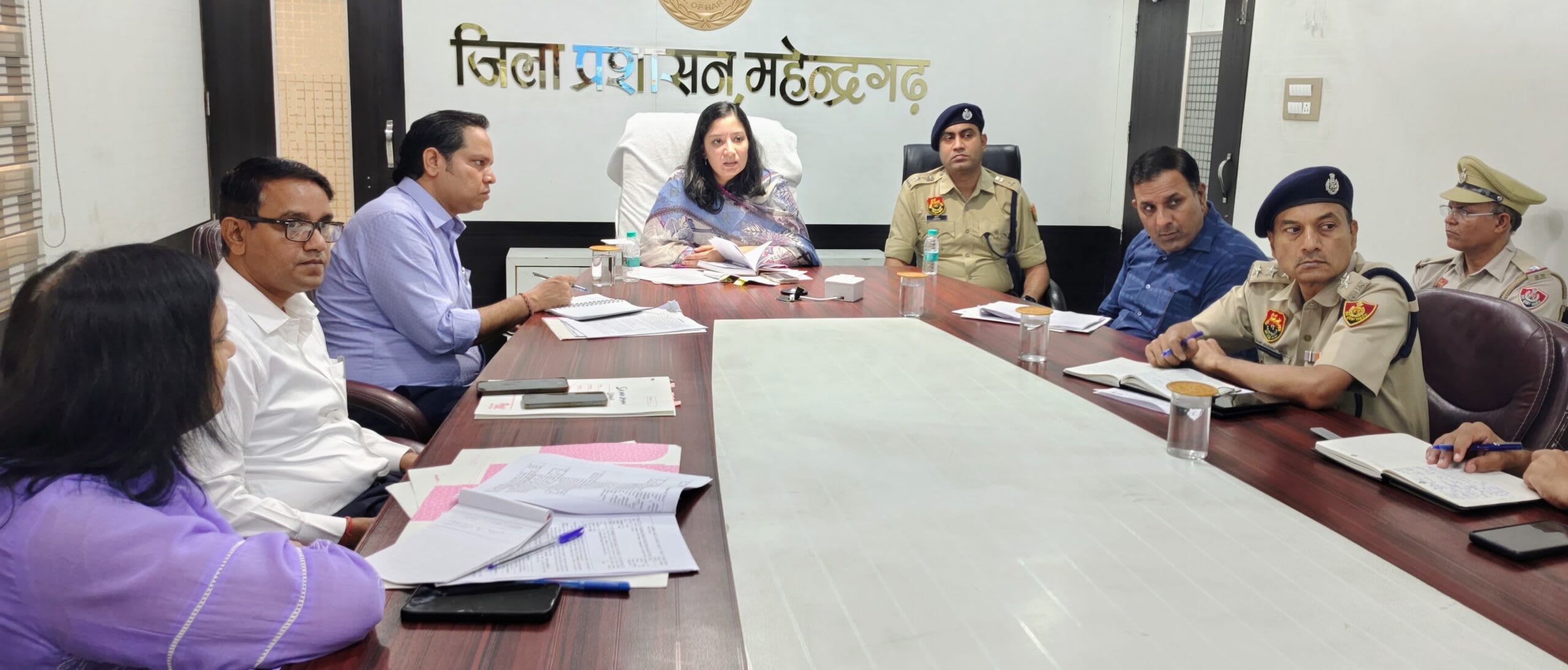 नारनौल। मुख्यमंत्री नायब सैनी ने वीसी के जरिए की योग दिवस तैयारियों की समीक्षा : जिला में तेज होगा योग युक्त-नशा मुक्त अभियान | हर गांव में लगाए जाएंगे योग मित्र