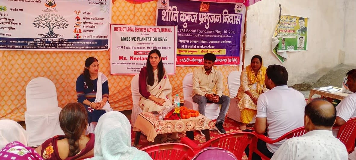 नारनौल | शांति कुंज आश्रम में पौधारोपण अभियान : सीजेएम नीलम कुमारी ने पर्यावरण संरक्षण का दिलाया संकल्प | आश्रम का किया निरीक्षण