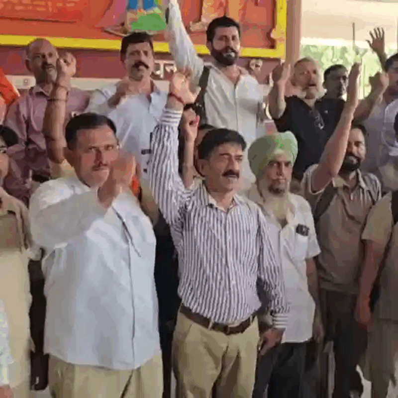 Kurukshetra News | रोडवेज कर्मचारियों का सांकेतिक धरना : मांगों पर फैसला नहीं होने से रोष | 25 जुलाई का आश्वासन पूरा करने की मांग