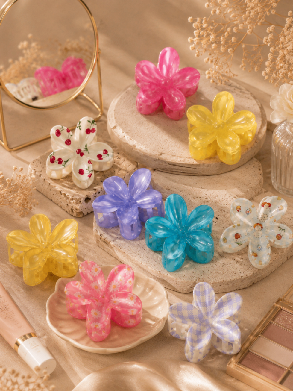 Flower Claw Hair Clip image 3