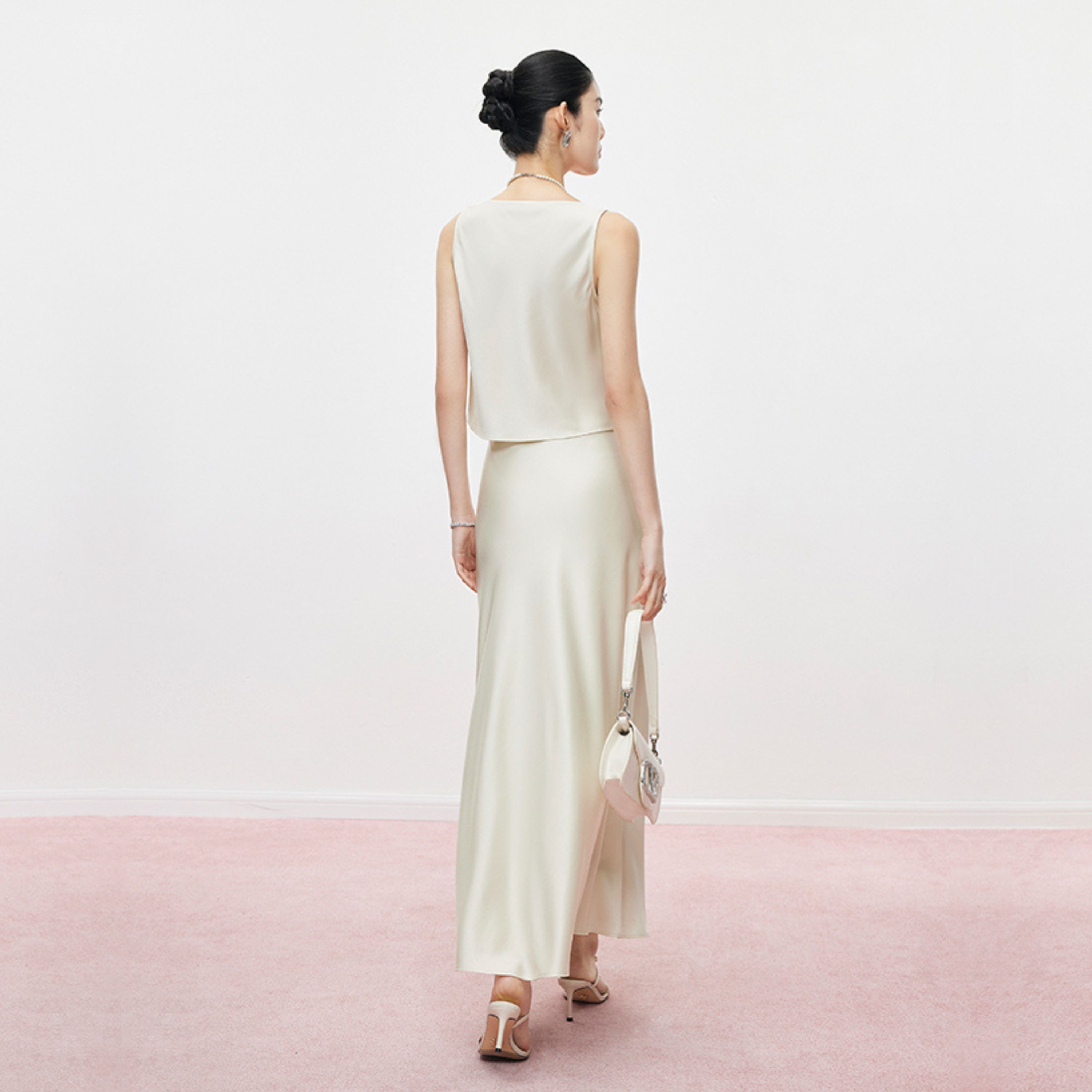 Set Đồ Lụa Cổ Đổ Lệch Vai Phối Khoen Tròn_BS0184 thumbnail 6