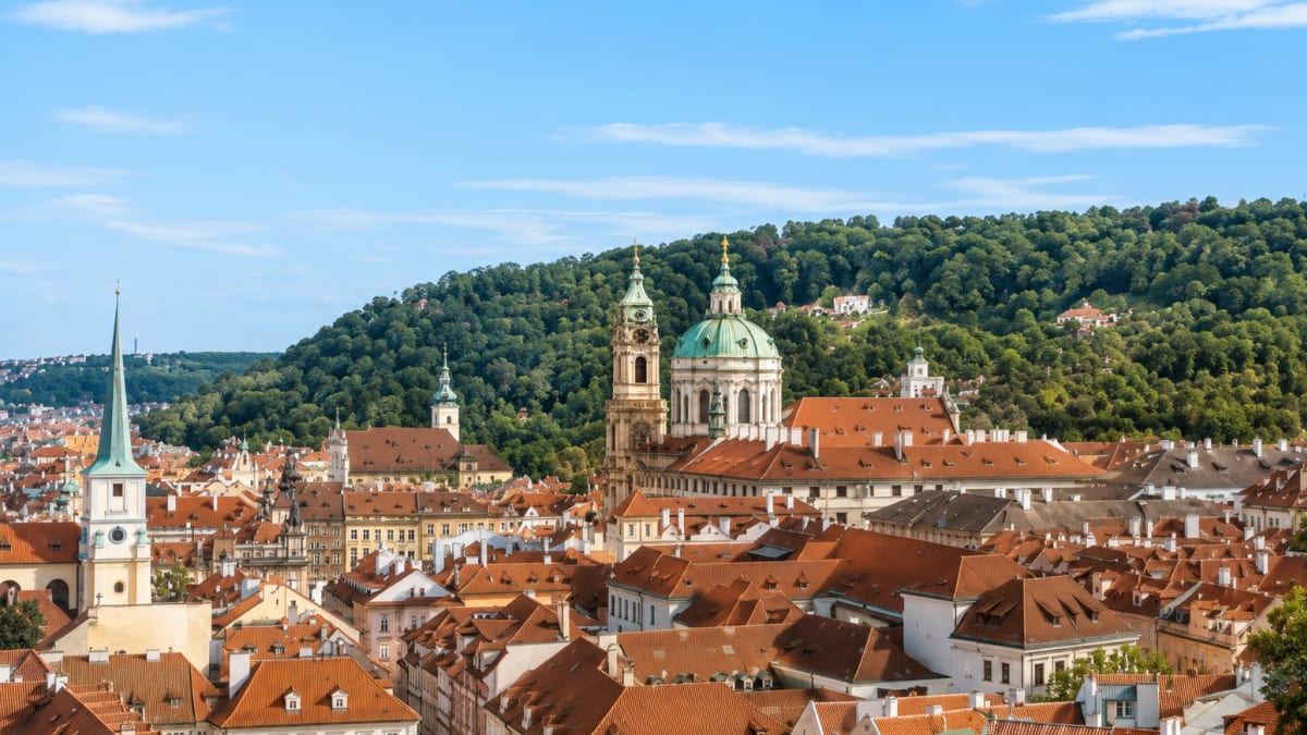 Tajemná zákoutí Malé Strany se zpěvem Alunaire