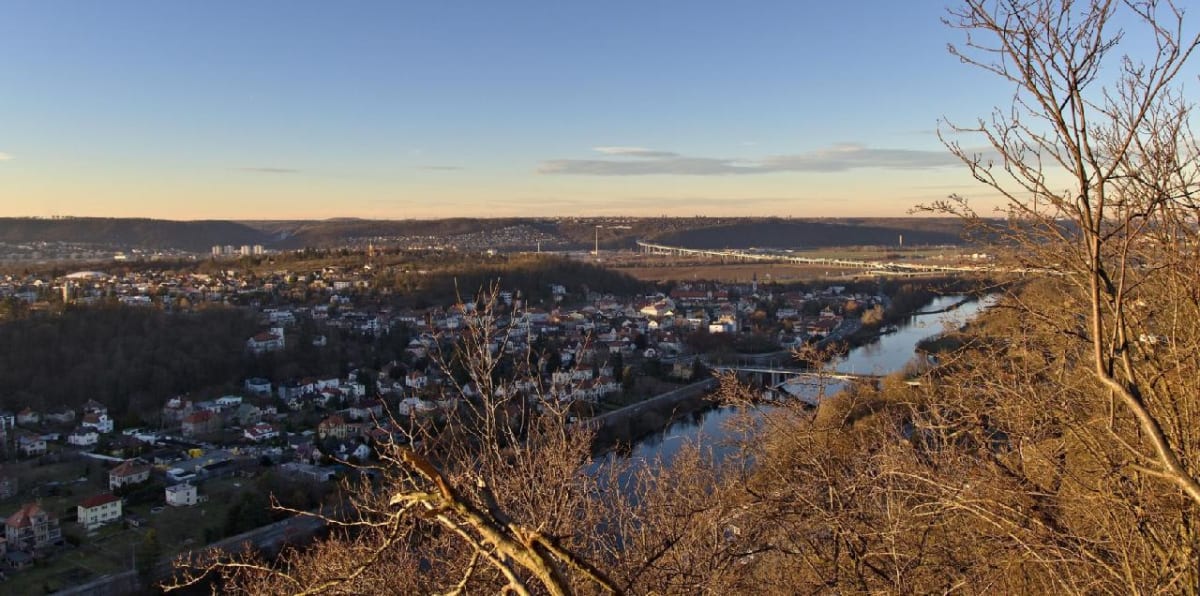 Výstup na tajemné oppidum Závist u Prahy