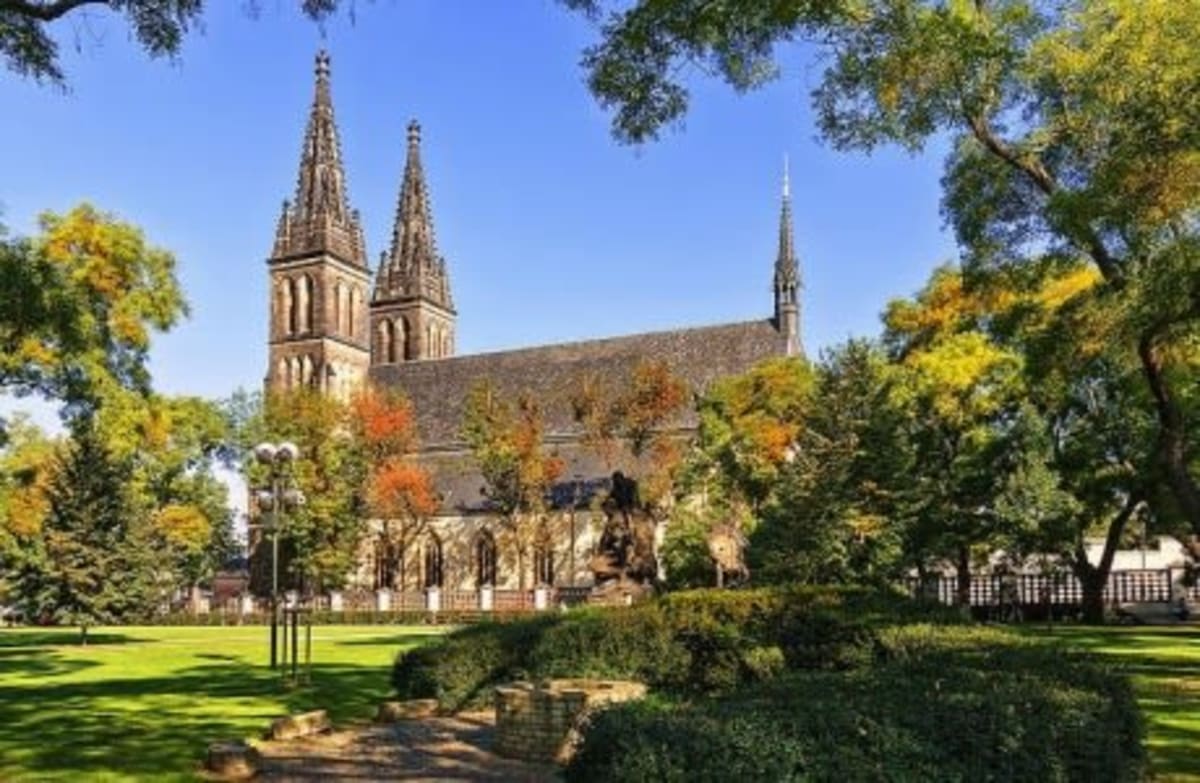 Vyšehrad a jeho menhiry