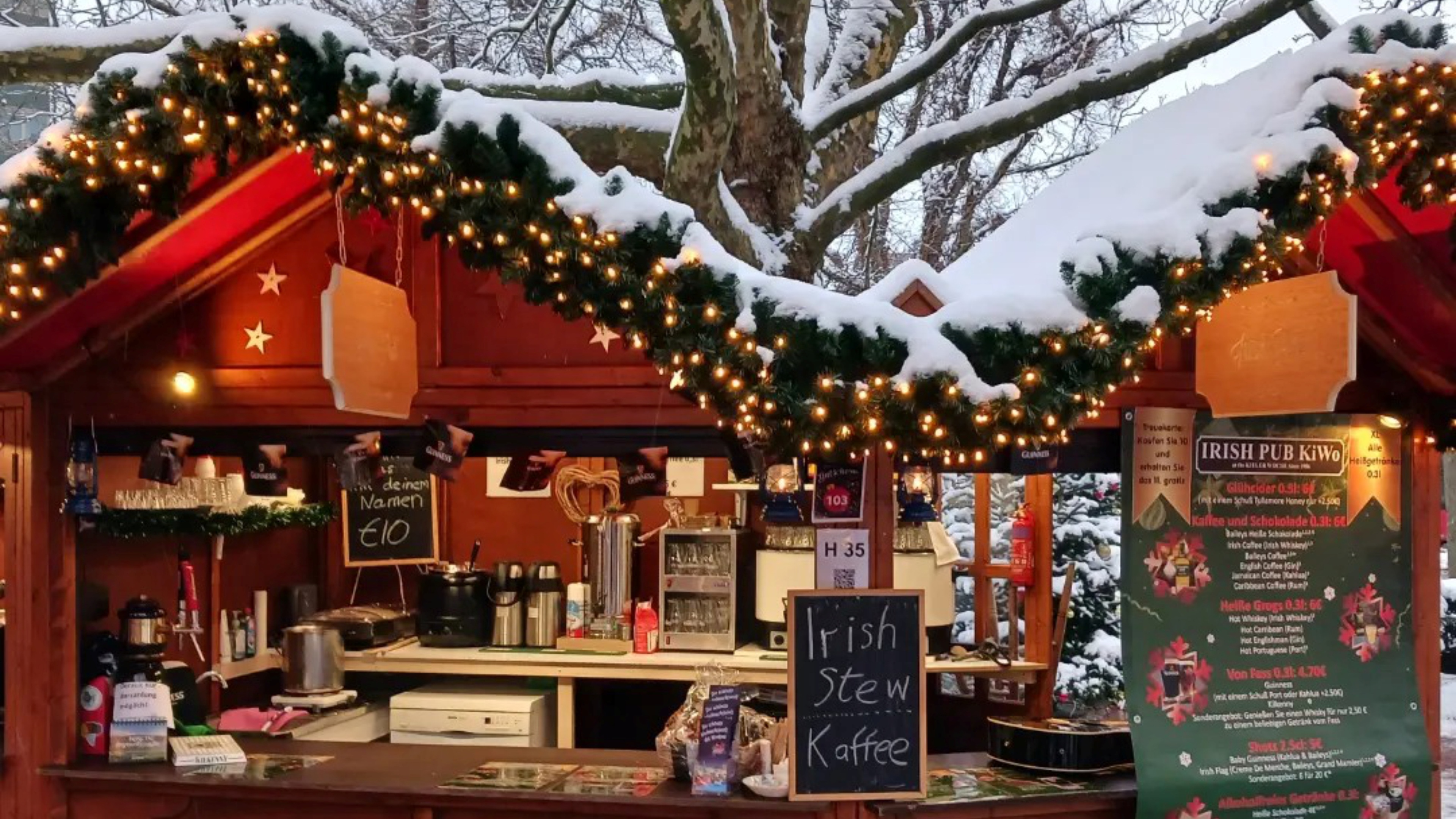 Custom Event Bars at Kiel Christmas Market 2023