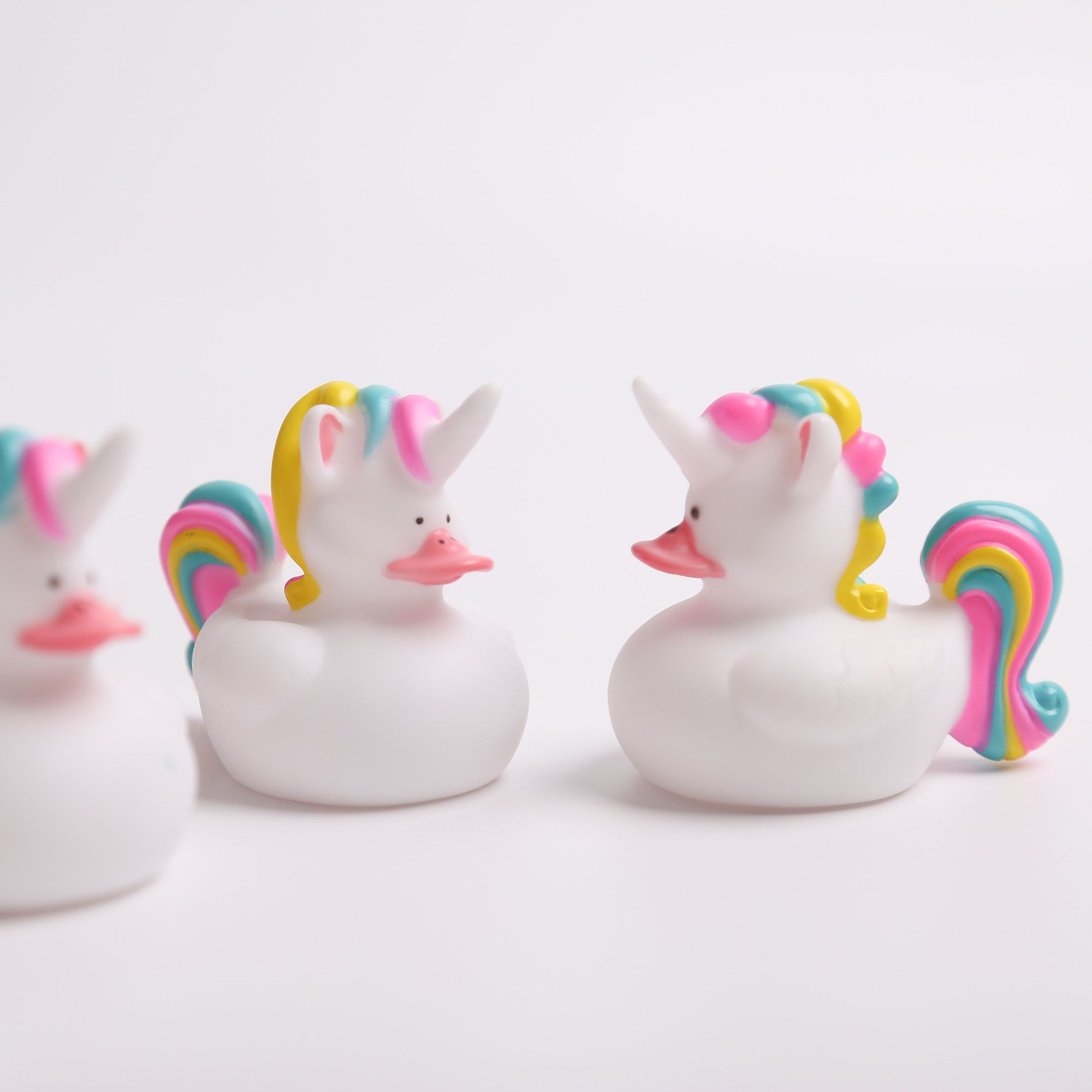 Way To Celebrate 4ct Unicorn Duck Party Favors - Walmart.com