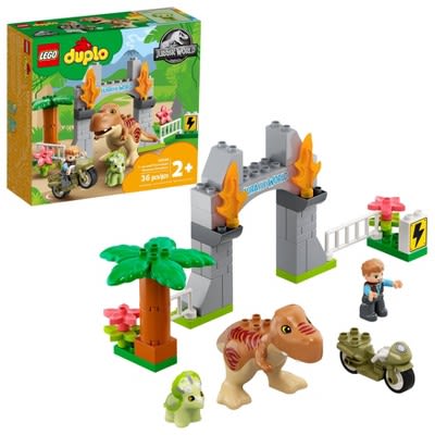 Lego Duplo Jurassic World T. Rex And Triceratops Dinosaur Breakout 10939 : Target