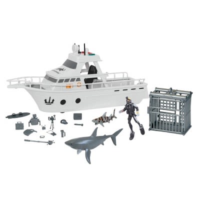 Animal Planet Shark Research Boat : Target