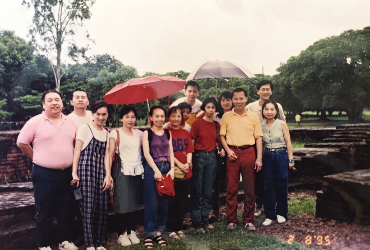 《微雨下藍毘尼園遊記》