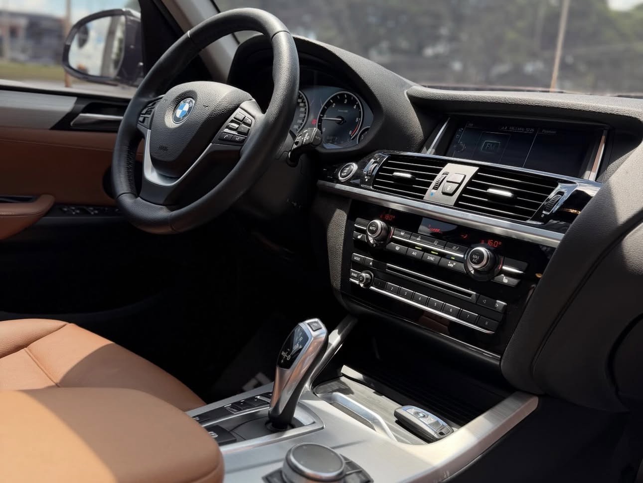 BMW X3 xDrive - Foto 8