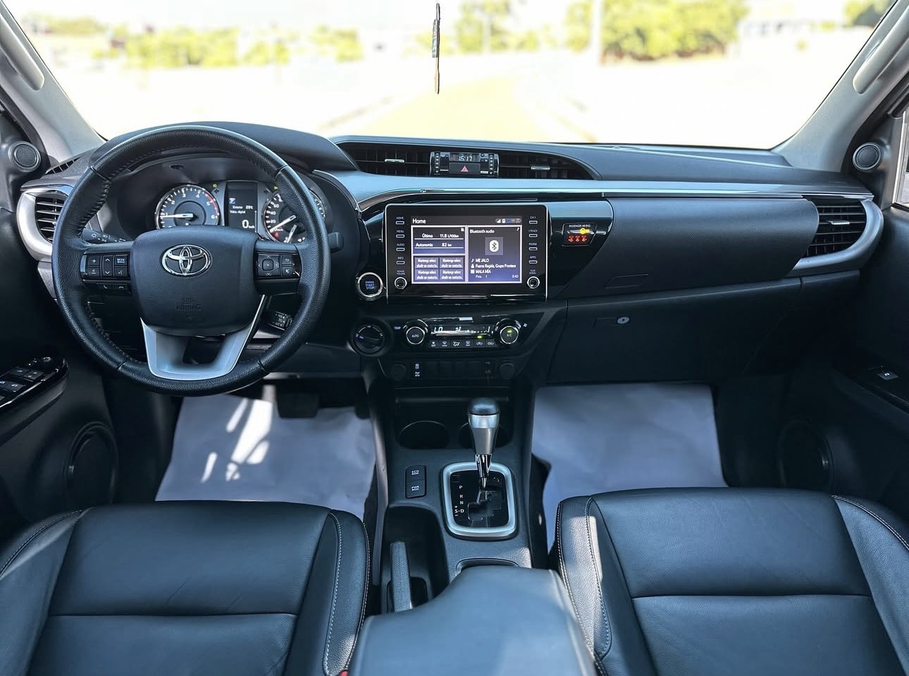 TOYOTA HILUX LIMITED - Foto 8