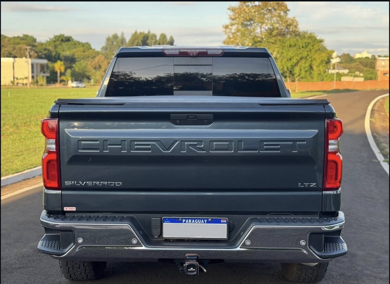 Chevrolet  Silverado LTZ - Foto 5