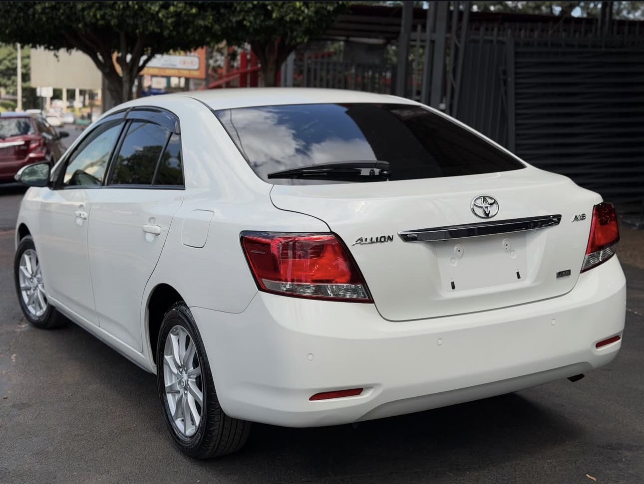 Toyota  Allion - Foto 3
