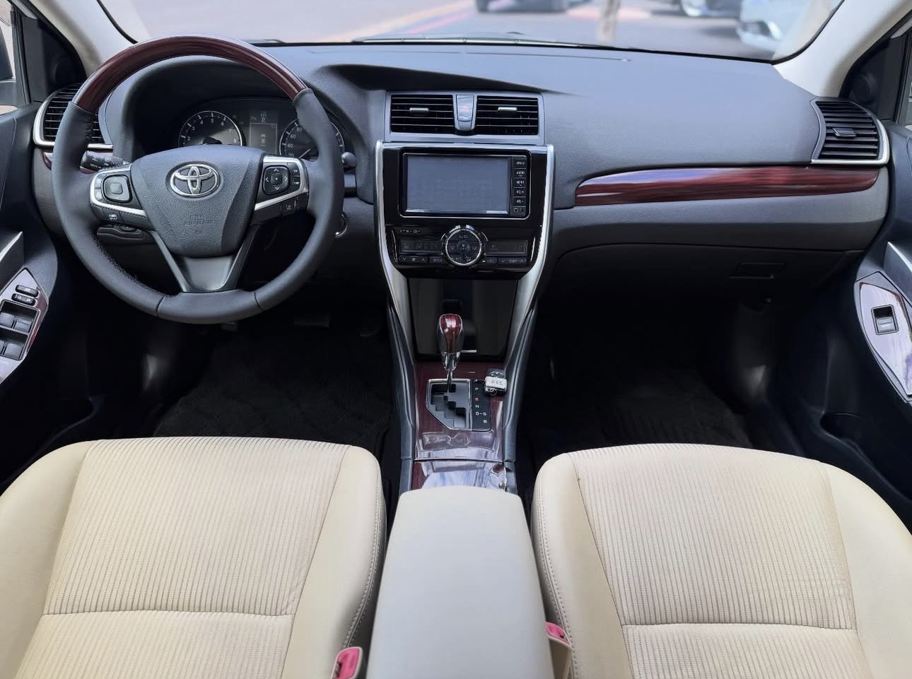 Toyota  Allion - Foto 5