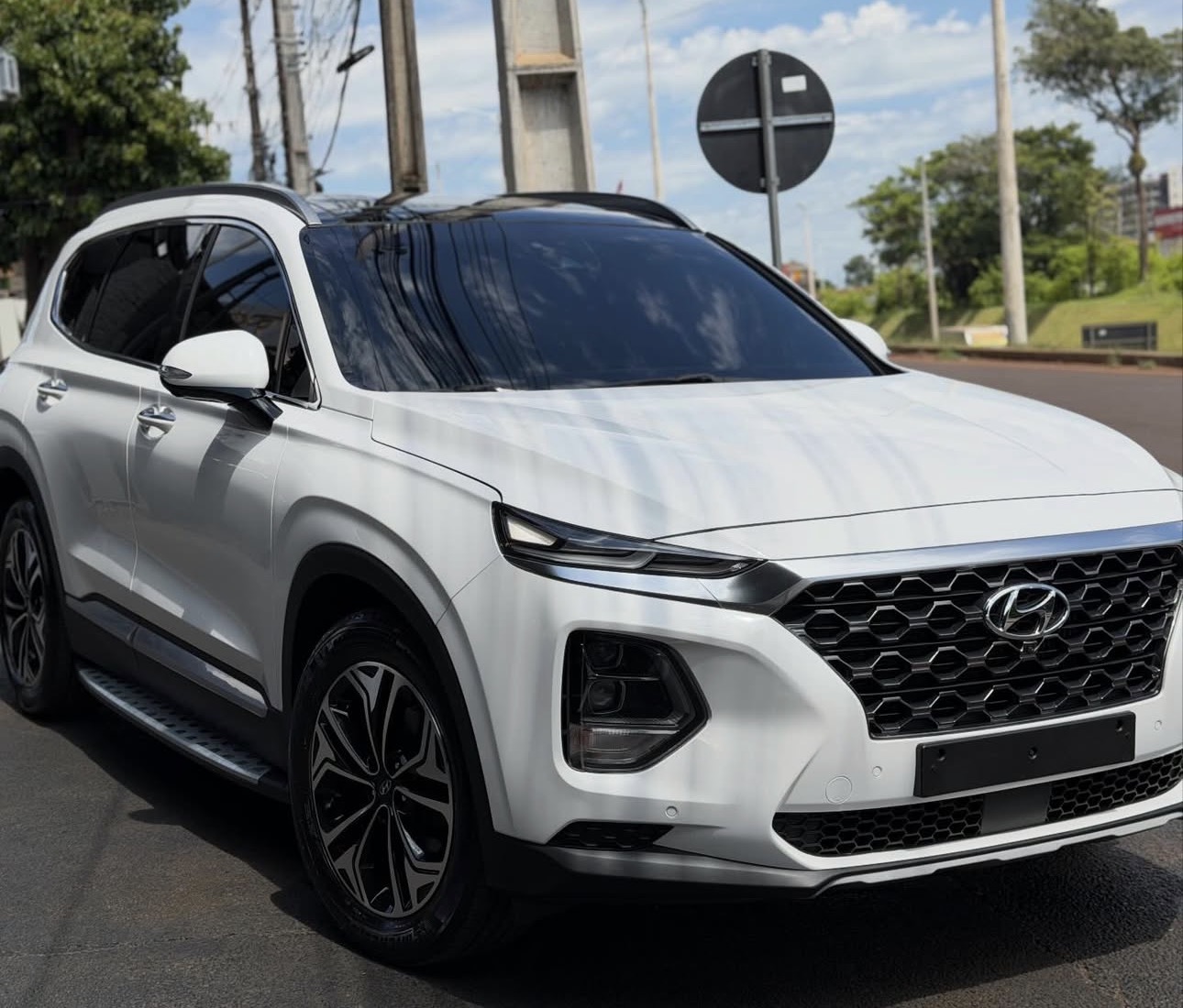 Hyundai  Santa Fe Versión Full - Foto 2