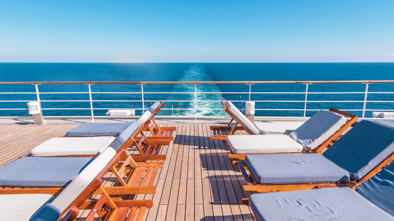 Ocean Wake View