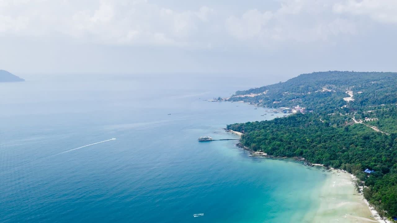 코롱 섬 해변