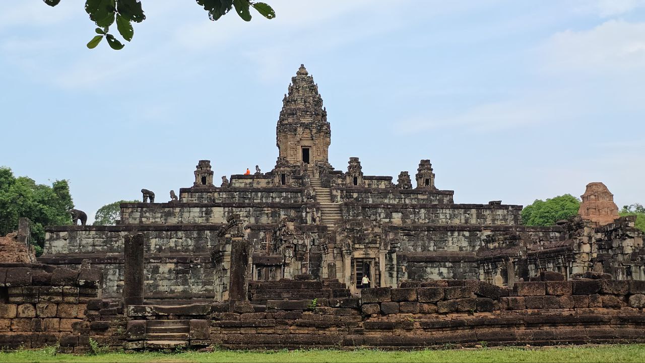 Bakong Temple