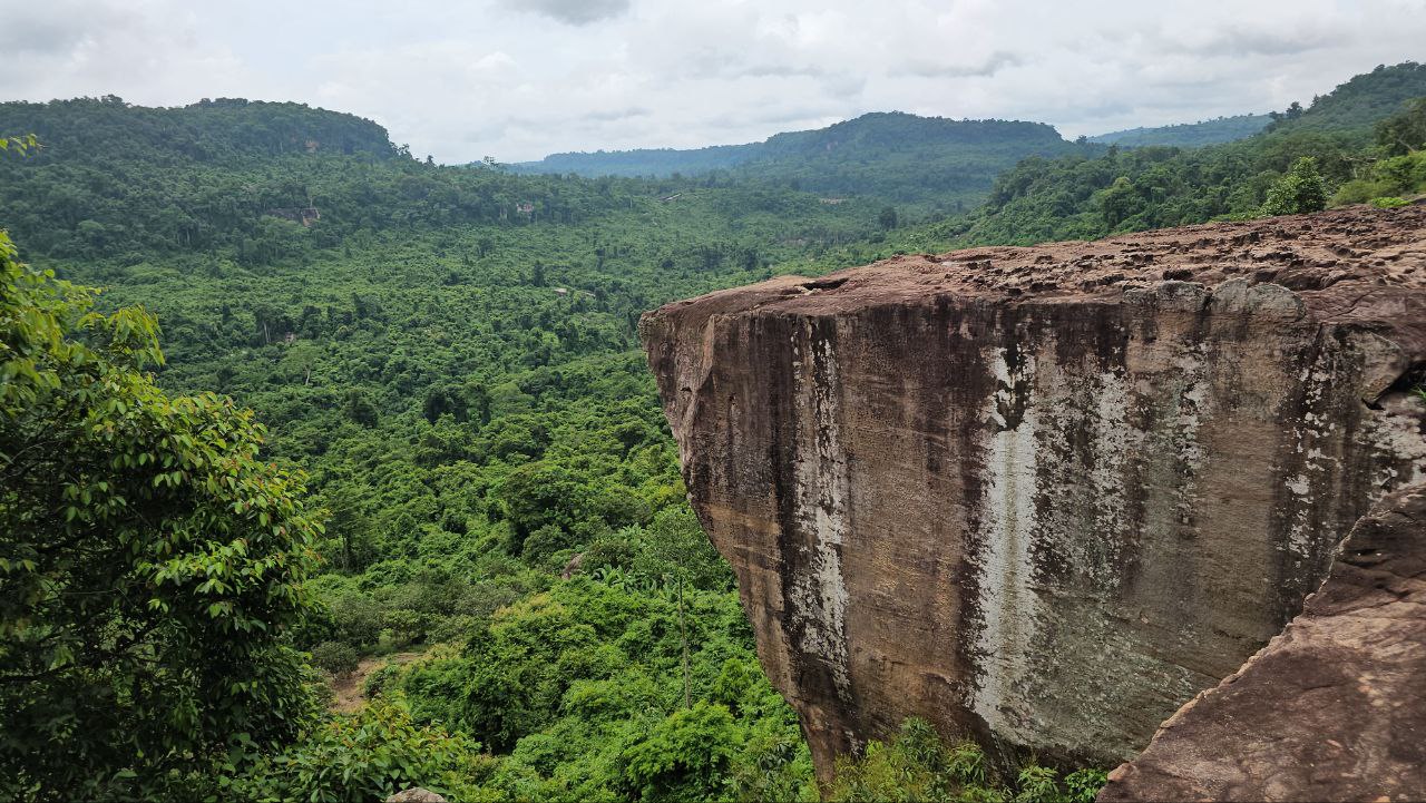 River of 1000 Lingas