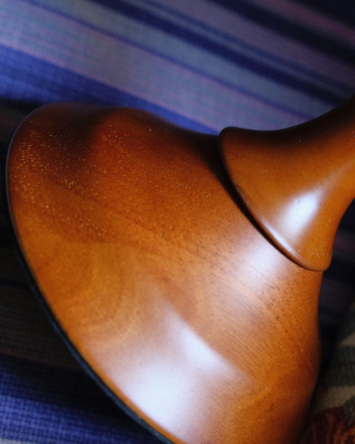 Vintage wooden table lamp — Photograph 6 of 6