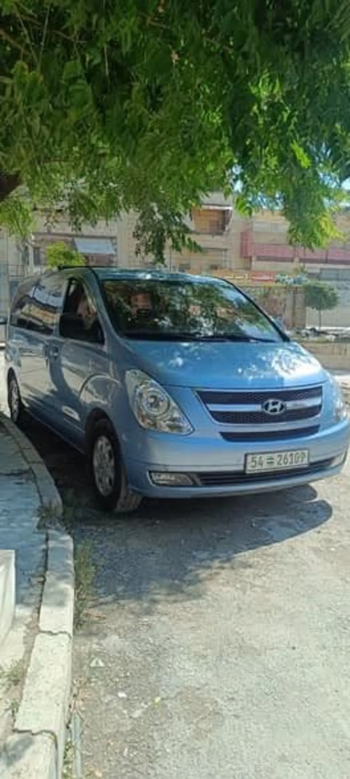 هيونداي إتش-1 2011 - صورة 1