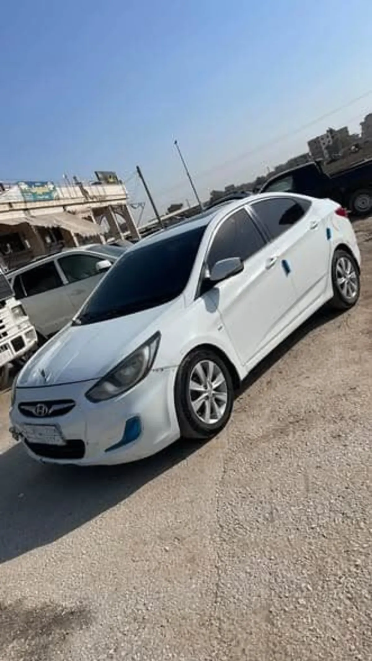 هيونداي أكسنت 2012 - صورة 1