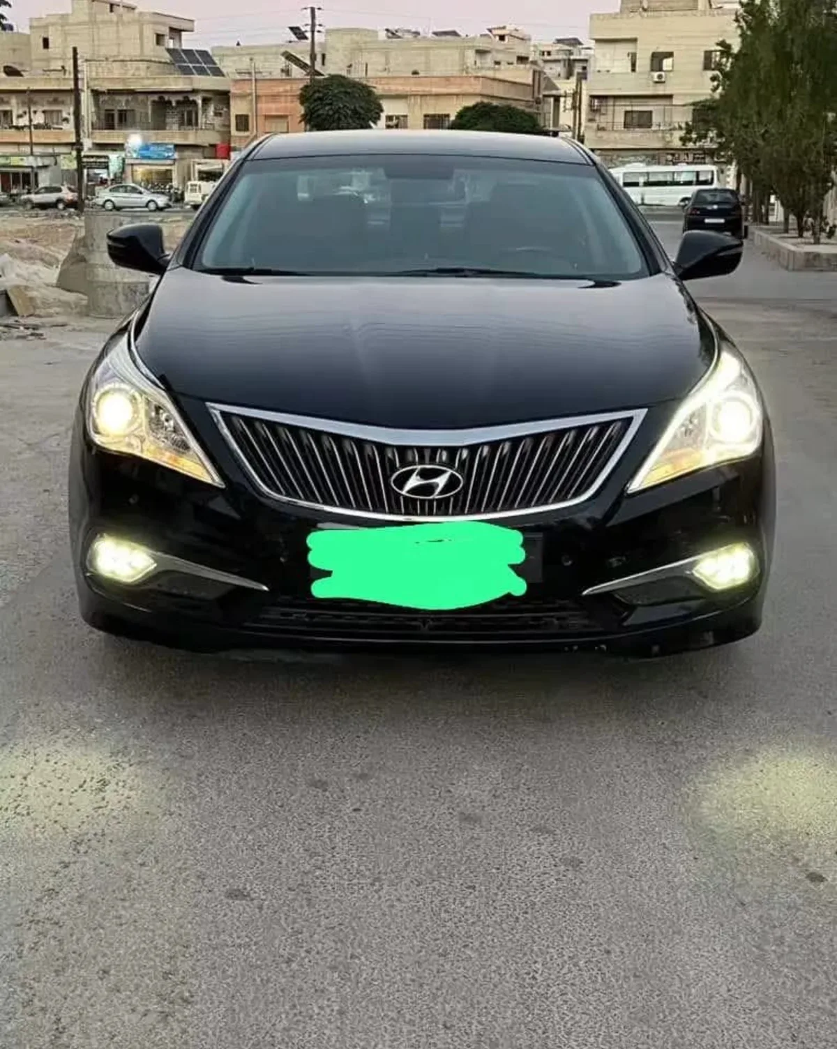 هيونداي أزيرا 2014 - صورة 1
