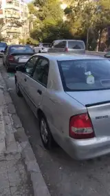 مازدا 323 2001 - صورة 4
