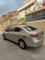 هيونداي أفانتي 2009 - صورة 2