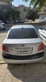 كيا ريو 2008 - صورة 2